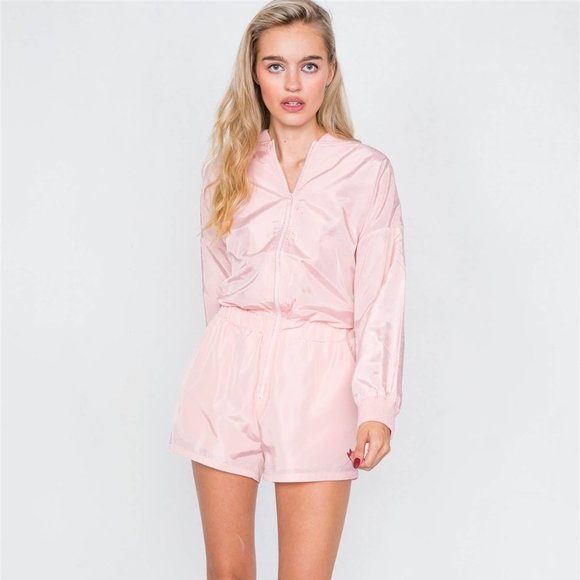 🎀Long Sleeve Windbreaker Romper🎀 - Picture 3 of 5